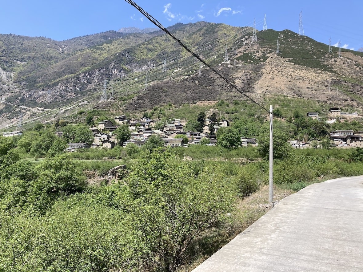 山村